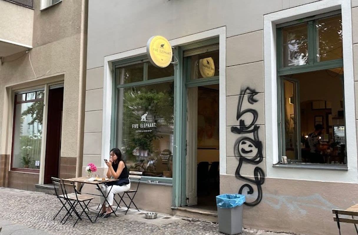 Five Elephant Kreuzberg — coffee roaster in Berlin