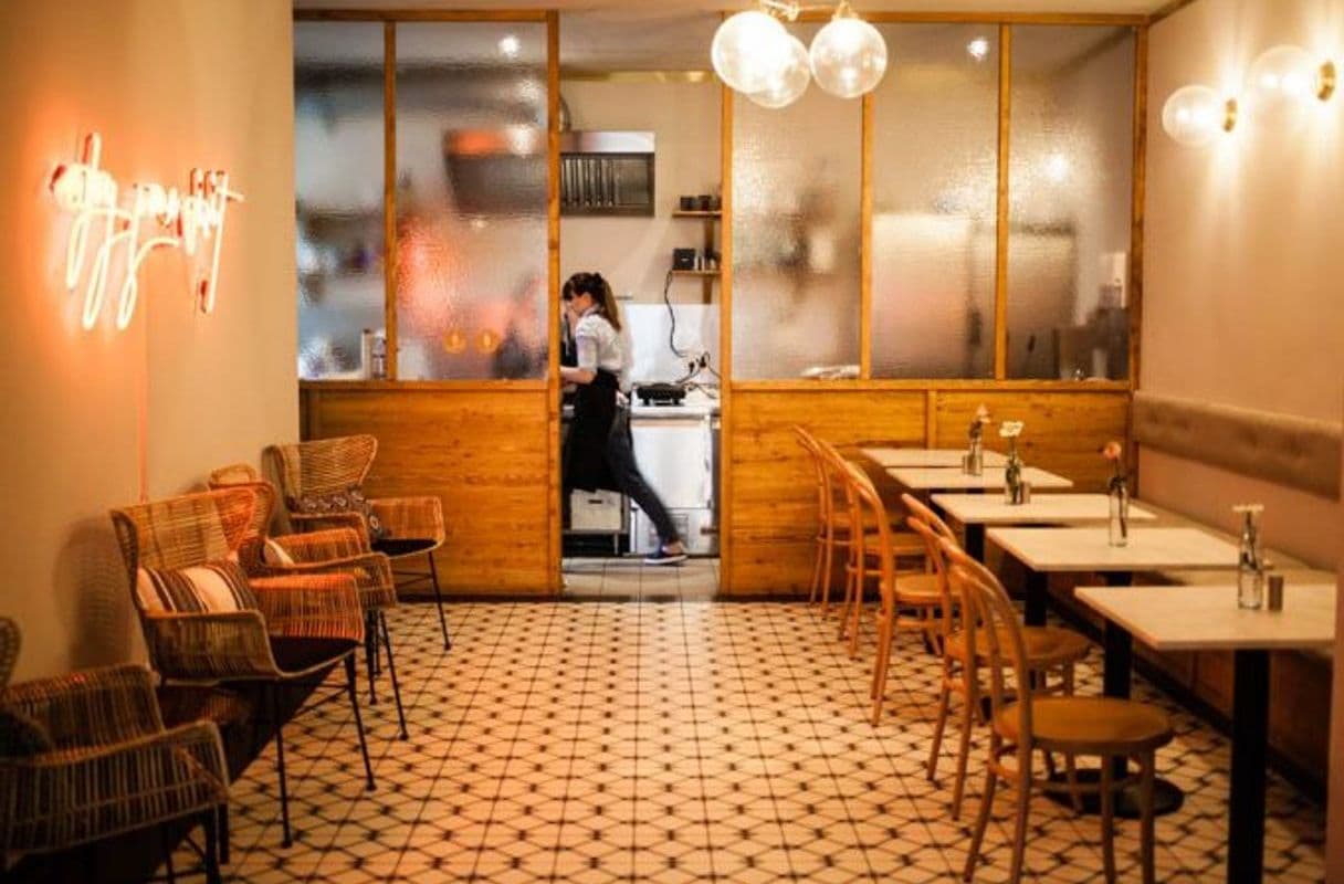 The Visit Coffee & Eatery — specialty coffee shop in Berlin