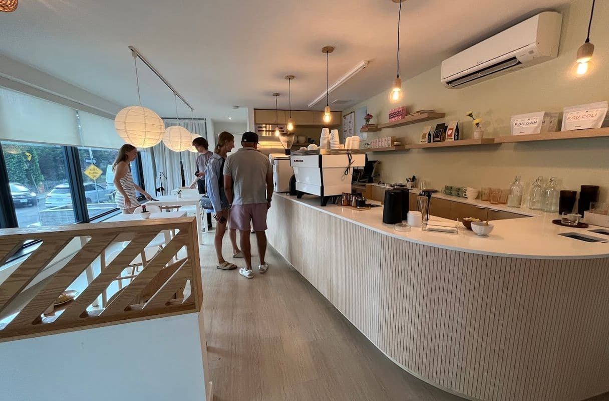 LION COFFEE — specialty coffee shop in Toronto
