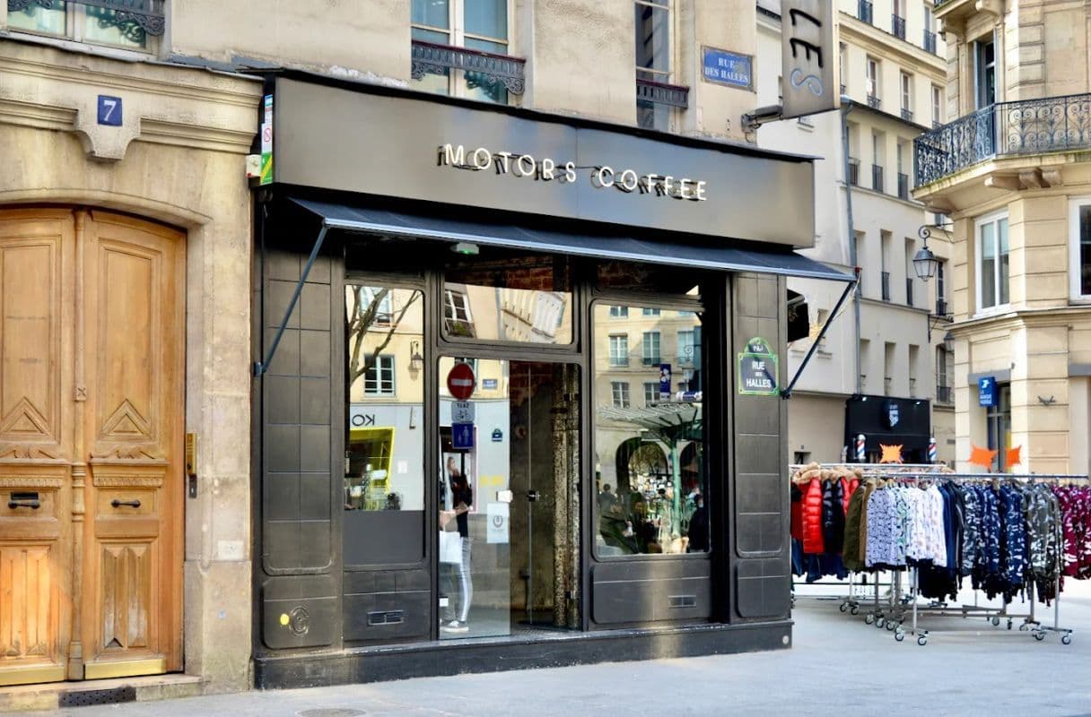 Motors Coffee — specialty coffee shop in Paris