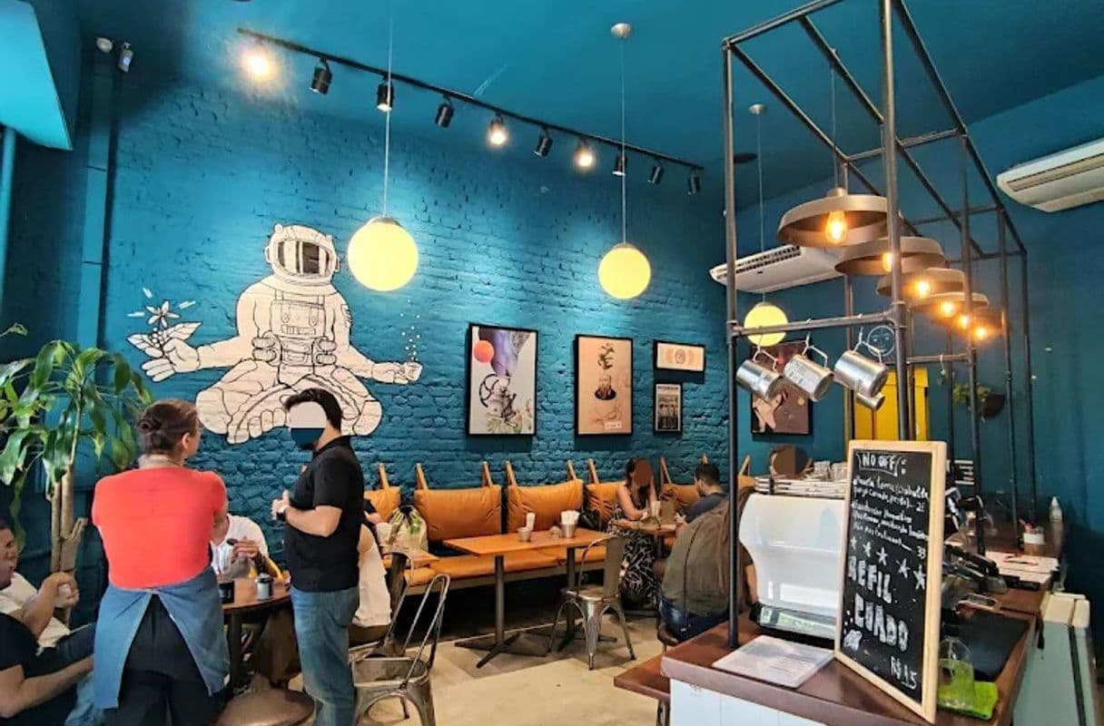 Café Lunático — specialty coffee shop in Rio de Janeiro