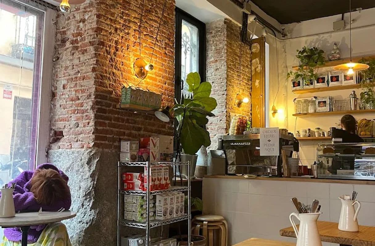 Plántate Café — specialty coffee shop in Madrid
