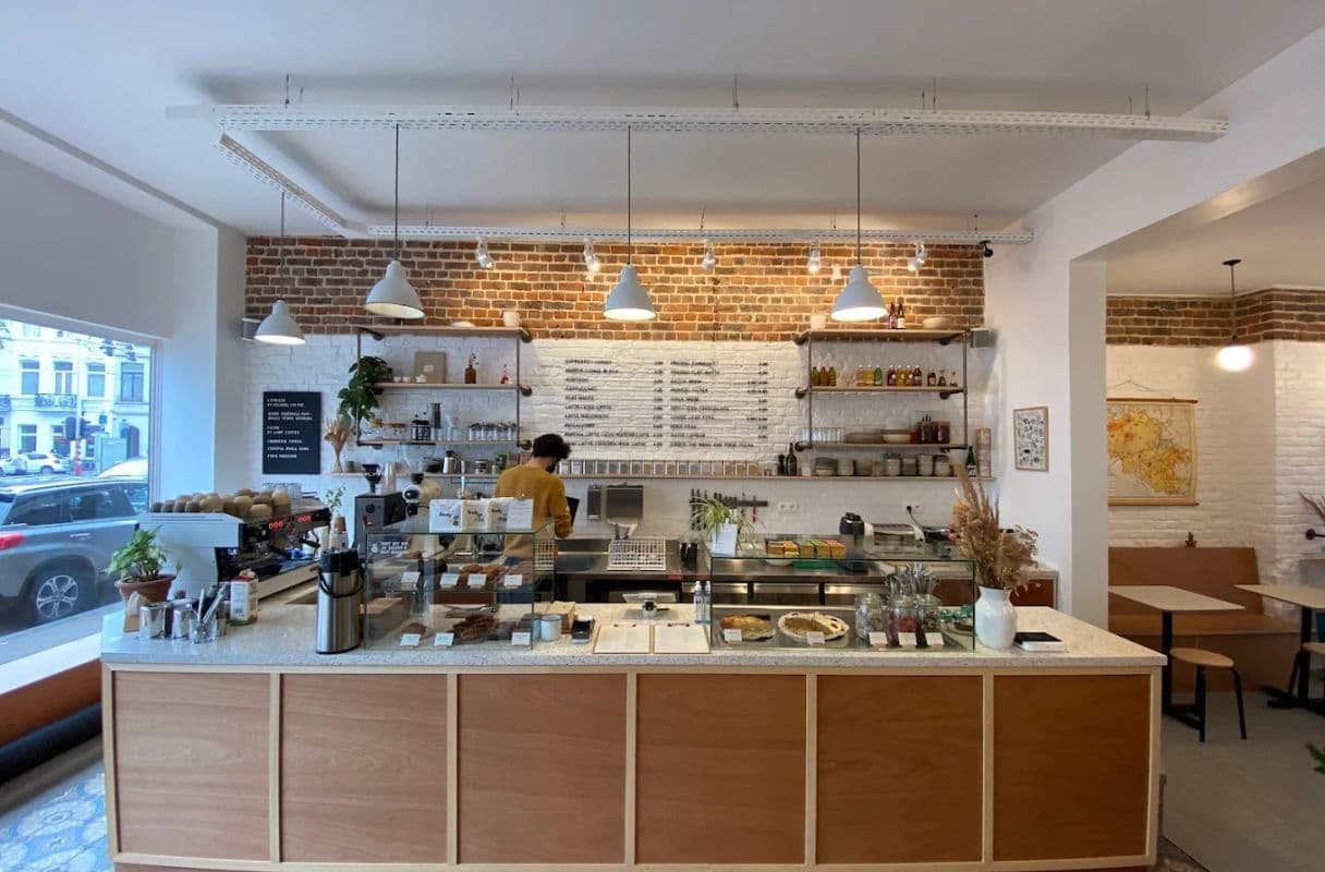 Kami — specialty coffee shop in Brussels