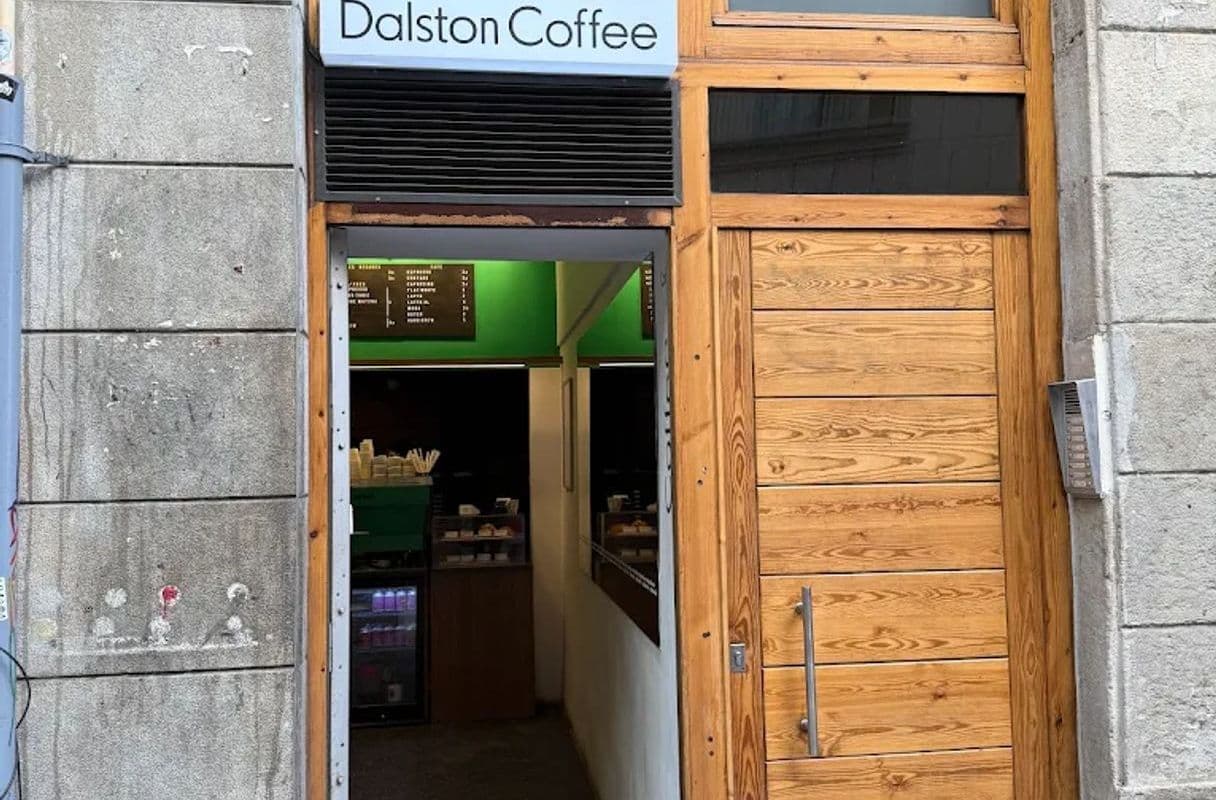 Dalston Coffee — specialty coffee shop in Barcelona